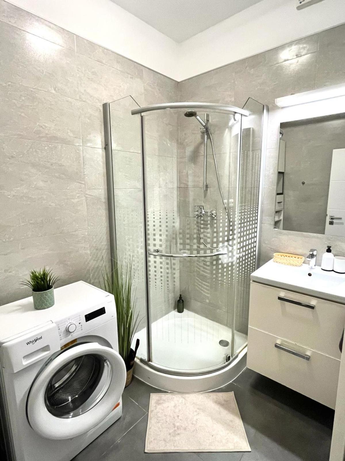 Apartment Adele - Old Town Bratislava Bagian luar foto